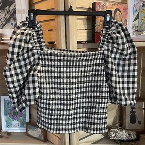 BB Dakota Checkered Puff Sleeve Crop Top